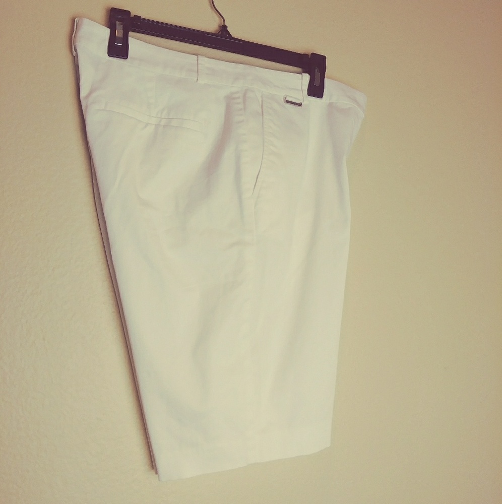 Lauren Ralph Lauren Active Size 10 White Shorts